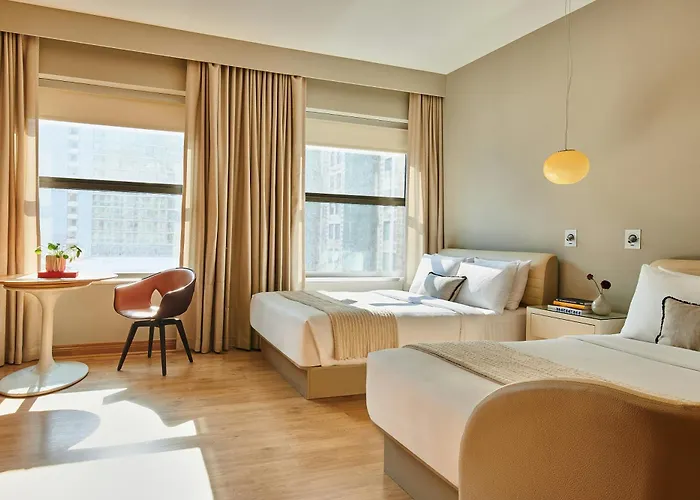 Sports Illustrated Hotel 4*