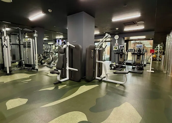 Sports Illustrated Hotel 4*