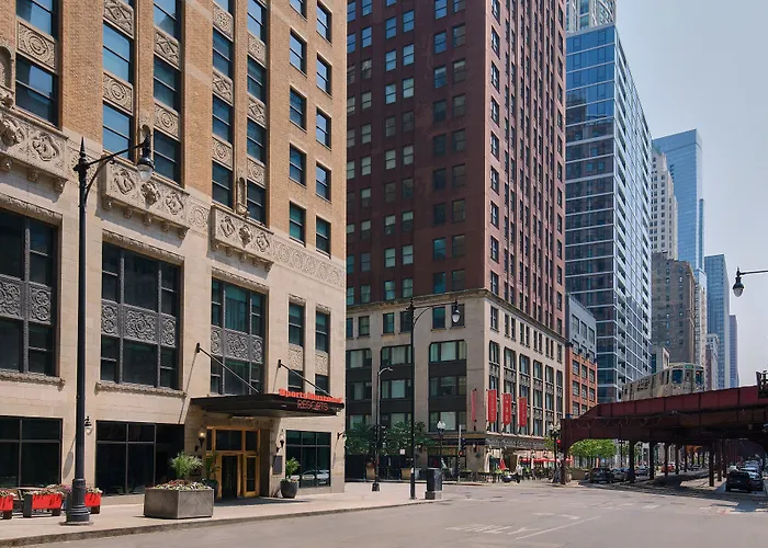 Sports Illustrated 4* Chicago
