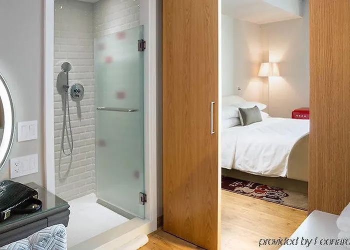 Sports Illustrated Hotel 4*